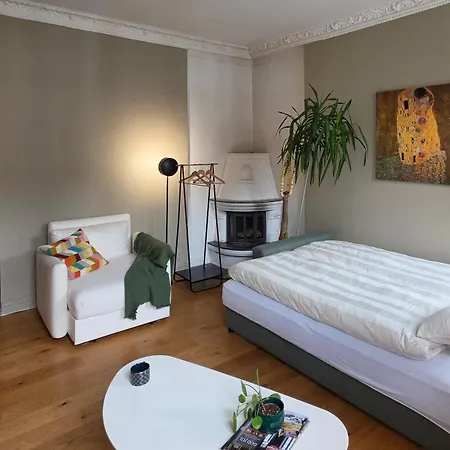 Apartman Feel At In Balcony And Views *